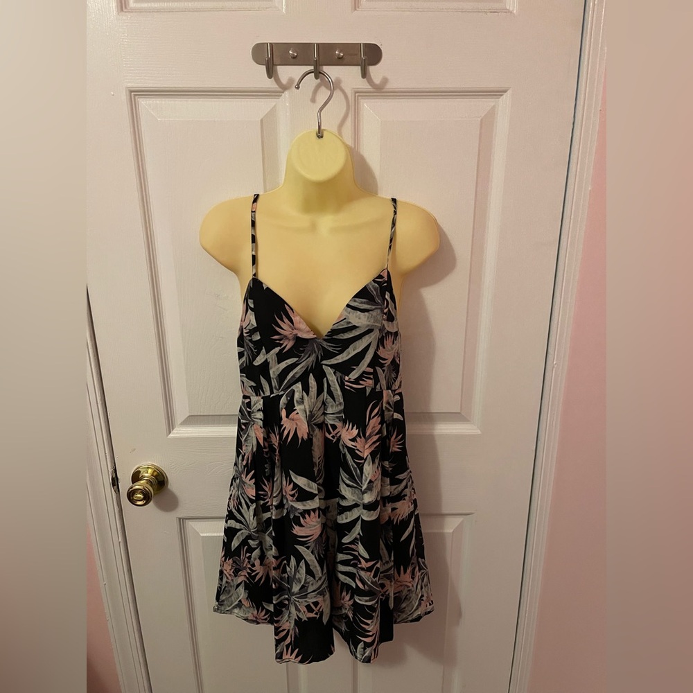 Tobi pink & green leaf dress